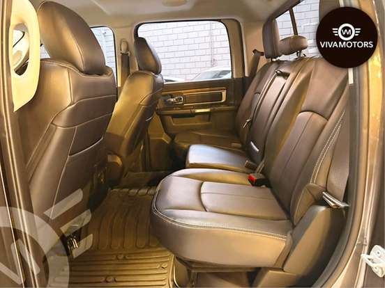 RAM-CLASSIC-5.7 V8 GASOLINA LARAMIE NIGHT EDITION CD 4X4 AUTOMÁTICO RAM-CLASSIC-2021