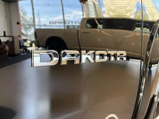 RAM-DAKOTA-2.2 TURBO DIESEL LARAMIE 4X4 AUTOMÁTICO RAM-DAKOTA-2026