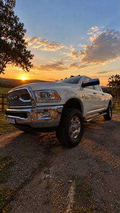 RAM 2500 6.7 LARAMIE 4X4 CD I6 TURBO DIESEL 4P AUTOMÁTICO