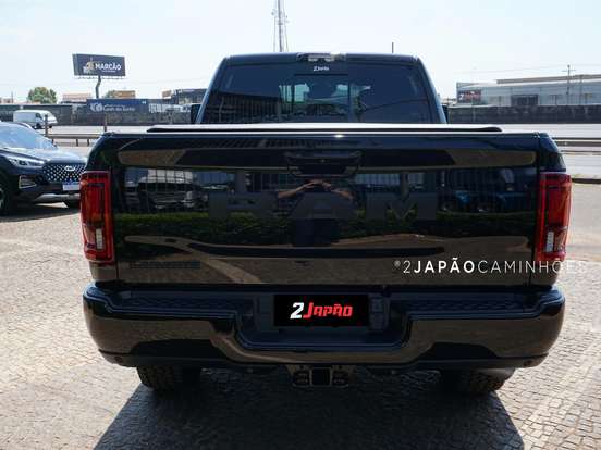 RAM-3500-6.7 I6 TURBO DIESEL LARAMIE NIGHT EDITION CD 4X4 AUTOMÁTICO RAM-3500-2026