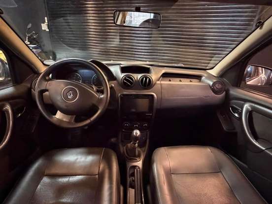 RENAULT-DUSTER-2.0 DYNAMIQUE 4X2 16V FLEX 4P AUTOMÁTICO RENAULT-DUSTER-2013