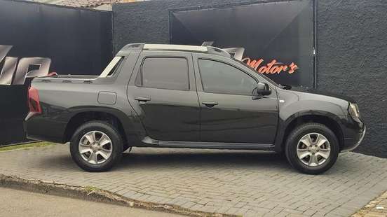 RENAULT-DUSTER OROCH-2019