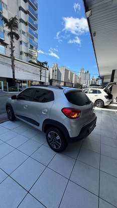 RENAULT-KWID-2021