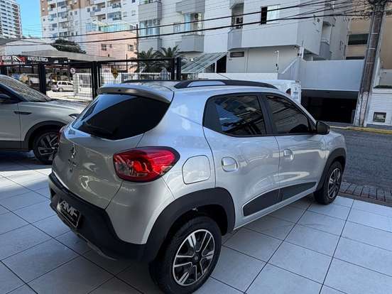 RENAULT-KWID-1.0 12V SCE FLEX OUTSIDER MANUAL RENAULT-KWID-2021