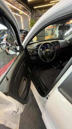 RENAULT-KWID-1.0 12V SCE FLEX ZEN MANUAL RENAULT-KWID-2023