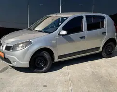 RENAULT SANDERO 1.0 AUTHENTIQUE 16V FLEX 4P MANUAL RENAULT SANDERO 1.0 AUTHENTIQUE 16V FLEX 4P MANUAL