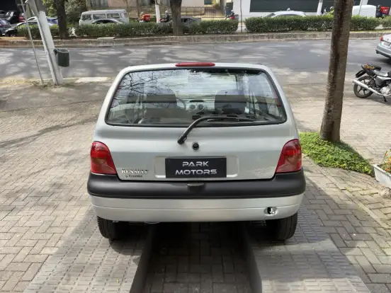 RENAULT-TWINGO-2001