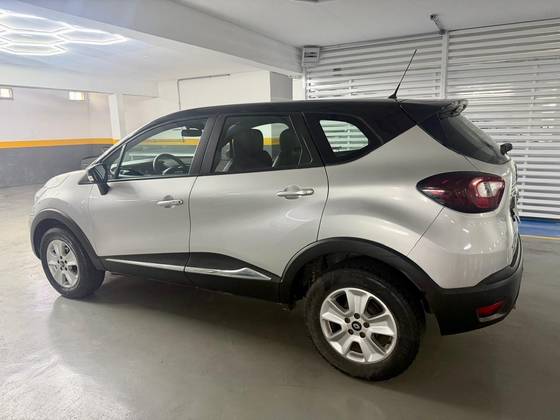 RENAULT CAPTUR 1.6 16V SCE FLEX LIFE X-TRONIC