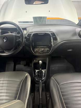 RENAULT-CAPTUR-2019