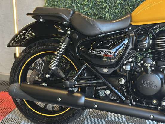 ROYAL ENFIELD-METEOR 350 FIREBALL-2024