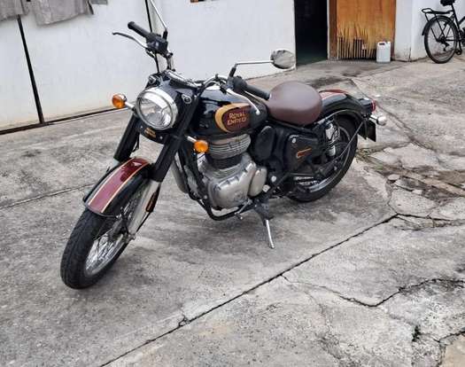 ROYAL ENFIELD-CLASSIC 350-2024