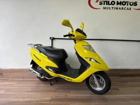 SUZUKI BURGMAN i SUZUKI BURGMAN i