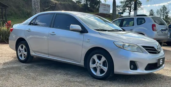TOYOTA COROLLA 1.8 GLI 16V FLEX 4P AUTOMÁTICO