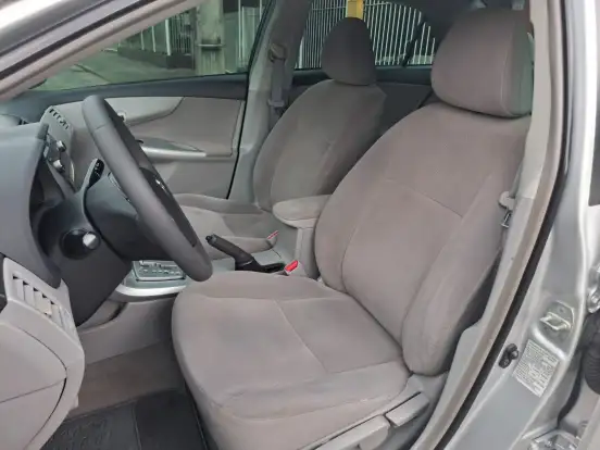 TOYOTA-COROLLA-2013