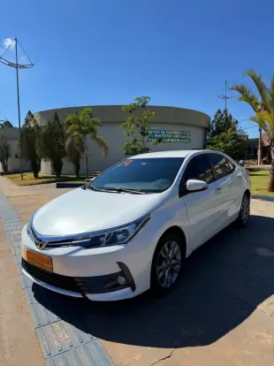 TOYOTA-COROLLA-2018