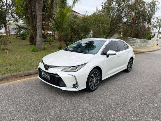 TOYOTA-COROLLA-2023