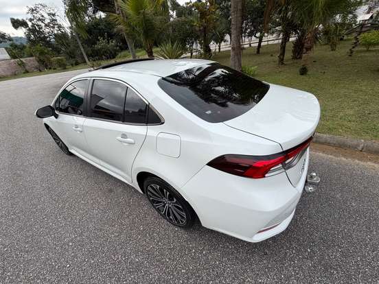 TOYOTA-COROLLA-2023