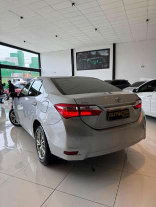 TOYOTA-COROLLA-2015