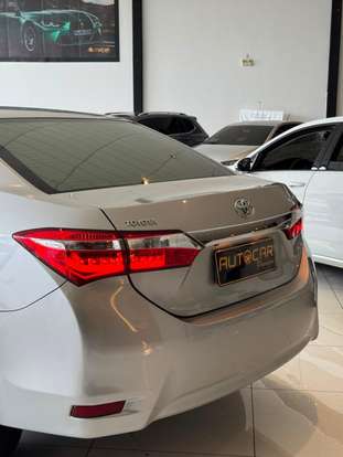 TOYOTA-COROLLA-2015