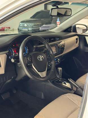 TOYOTA-COROLLA-2015