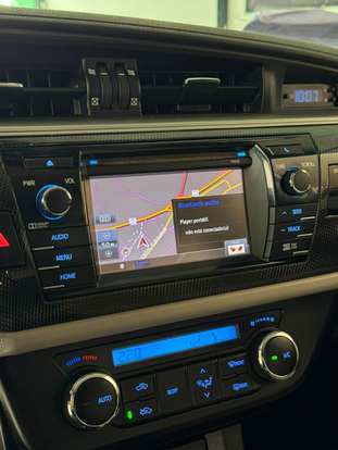 TOYOTA-COROLLA-2015