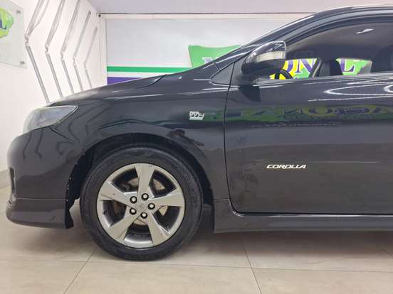 TOYOTA-COROLLA-2012