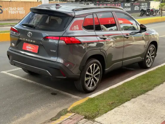 TOYOTA-COROLLA CROSS-2023
