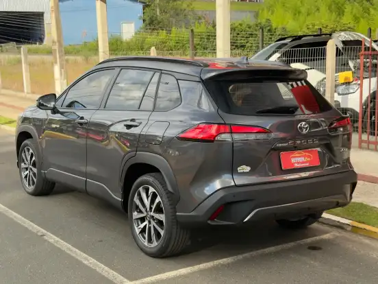 TOYOTA-COROLLA CROSS-2023