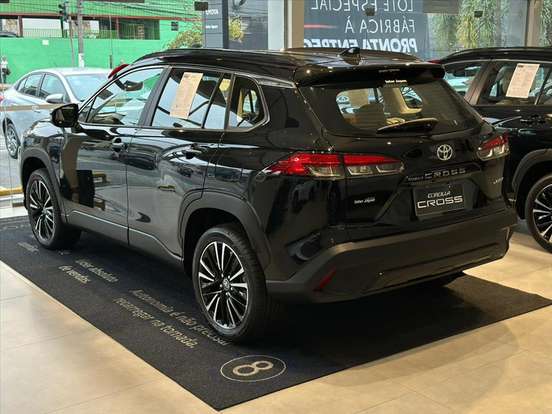 TOYOTA-COROLLA CROSS-2026