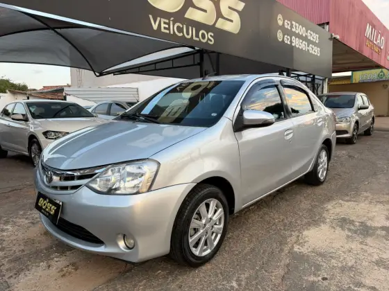 TOYOTA ETIOS 1.5 XLS SEDAN 16V FLEX 4P AUTOMÁTICO