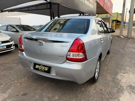 TOYOTA-ETIOS-2016