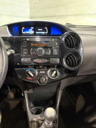 TOYOTA-ETIOS-1.3 X 16V FLEX 4P MANUAL TOYOTA-ETIOS-2017