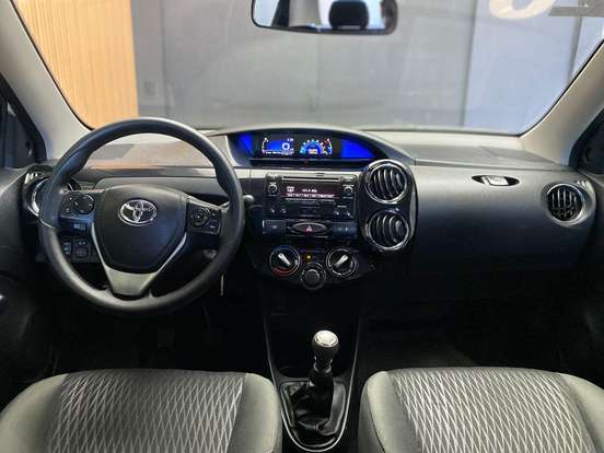 TOYOTA-ETIOS-1.5 X PLUS SEDAN 16V FLEX 4P MANUAL TOYOTA-ETIOS-2019