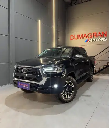 TOYOTA HILUX 2.8 D-4D TURBO DIESEL CD SRX 4X4 AUTOMÁTICO
