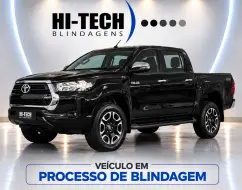 TOYOTA HILUX 2.8 D-4D TURBO DIESEL CD SRX 4X4 AUTOMÁTICO TOYOTA HILUX 2.8 D-4D TURBO DIESEL CD SRX 4X4 AUTOMÁTICO