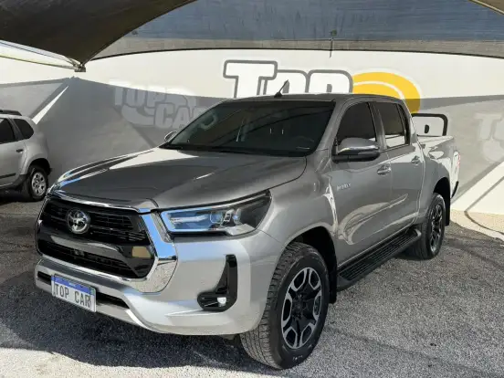 TOYOTA-HILUX-2.8 D-4D TURBO DIESEL CD SRX LIMITED 4X4 AUTOMÁTICO TOYOTA-HILUX-2022