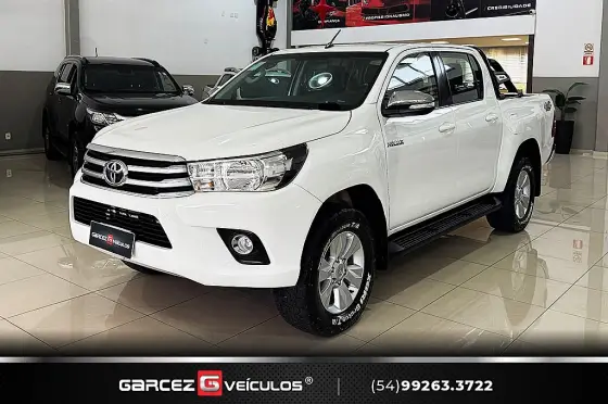 TOYOTA HILUX 2.8 SRV 4X4 CD 16V DIESEL 4P AUTOMÁTICO
