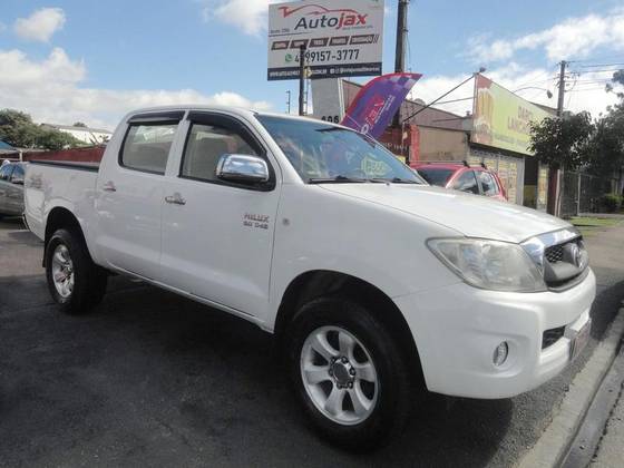 TOYOTA HILUX 2.5 STD 4X4 CD 16V TURBO DIESEL 4P MANUAL