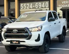 TOYOTA HILUX 2.8 D-4D TURBO DIESEL CD POWER PACK 4X4 MANUAL TOYOTA HILUX 2.8 D-4D TURBO DIESEL CD POWER PACK 4X4 MANUAL