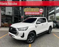 TOYOTA HILUX 2.8 D-4D TURBO DIESEL CD SR 4X4 AUTOMÁTICO TOYOTA HILUX 2.8 D-4D TURBO DIESEL CD SR 4X4 AUTOMÁTICO