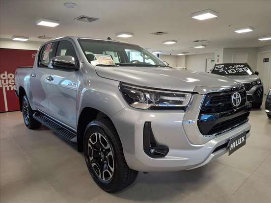 TOYOTA-HILUX-2026
