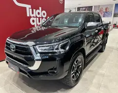TOYOTA HILUX 2.8 D-4D TURBO DIESEL CD SRX 4X4 AUTOMÁTICO TOYOTA HILUX 2.8 D-4D TURBO DIESEL CD SRX 4X4 AUTOMÁTICO