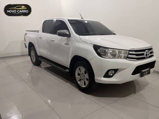 TOYOTA HILUX 2.8 SRV 4X4 CD 16V DIESEL 4P AUTOMÁTICO