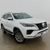TOYOTA HILUX SW4 2.8 D-4D TURBO DIESEL SRX 7L 4X4 AUTOMÁTICO TOYOTA HILUX SW4 2.8 D-4D TURBO DIESEL SRX 7L 4X4 AUTOMÁTICO