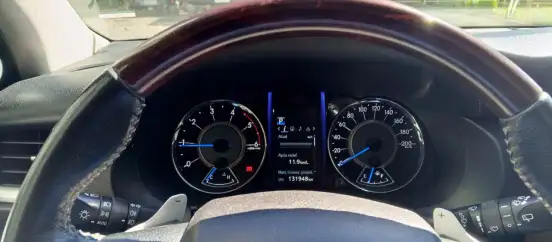 TOYOTA-HILUX SW4-2019