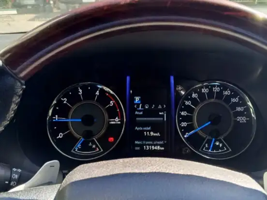 TOYOTA-HILUX SW4-2.8 SR 4X4 16V TURBO INTERCOOLER DIESEL 4P AUTOMÁTICO TOYOTA-HILUX SW4-2019