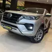 TOYOTA HILUX SW4 2.8 D-4D TURBO DIESEL SRX 7L 4X4 AUTOMÁTICO TOYOTA HILUX SW4 2.8 D-4D TURBO DIESEL SRX 7L 4X4 AUTOMÁTICO