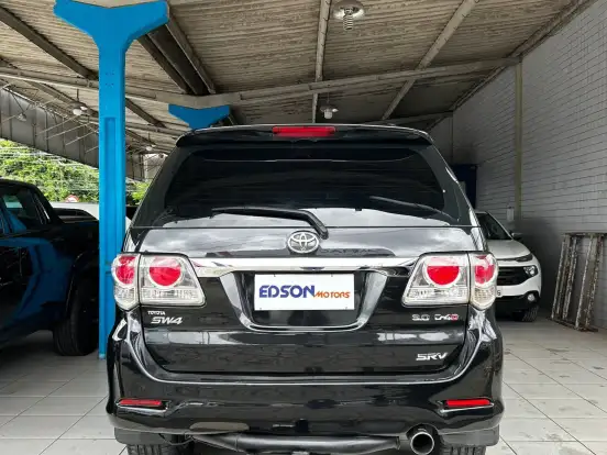TOYOTA-HILUX SW4-3.0 SRV 4X4 16V TURBO INTERCOOLER DIESEL 4P AUTOMÁTICO TOYOTA-HILUX SW4-2012