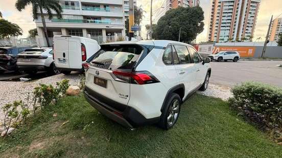 TOYOTA-RAV4-2019