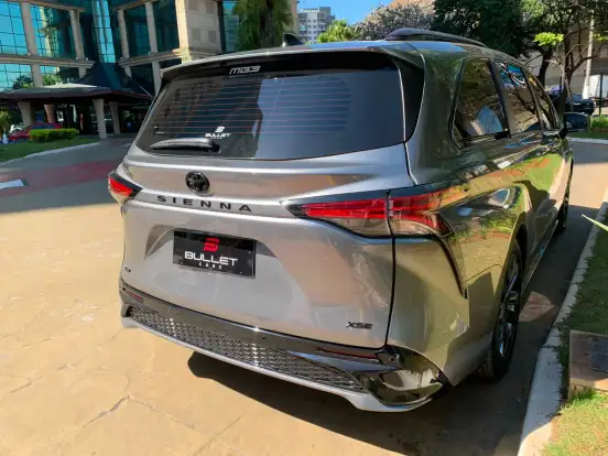 TOYOTA-SIENNA-2025